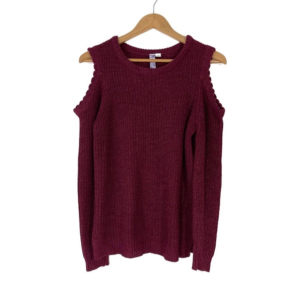 Alya Women’s Size Small Red Burgundy Rorie Scallop Cold Shoulder Sweater Top - Picture 2 of 12
